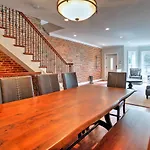 Peggys Place D C Home With Deck Near Downtown!