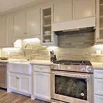 Peggys Place D C Home With Deck Near Downtown!