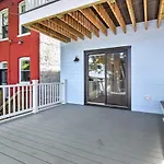 Peggys Place D C Home With Deck Near Downtown!