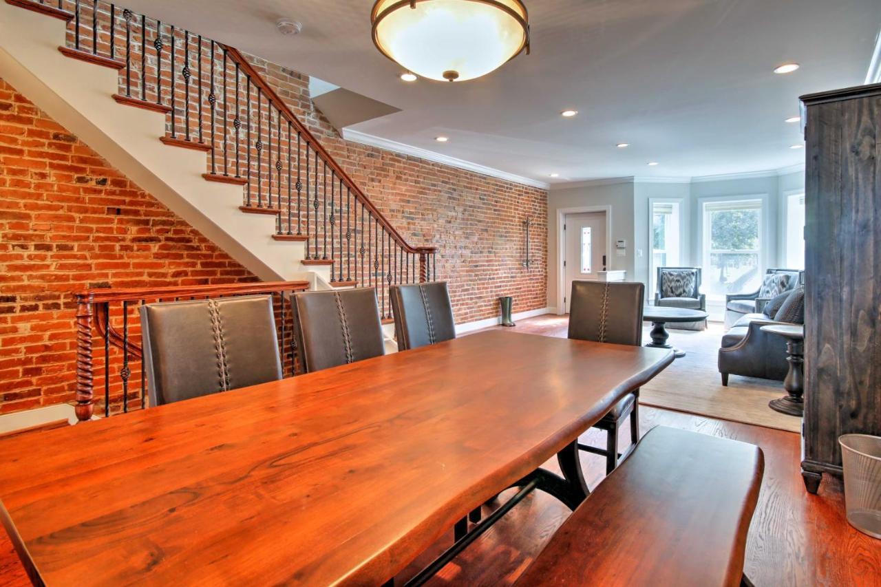 Holiday home Peggys Place D C With Deck Near Downtown!
